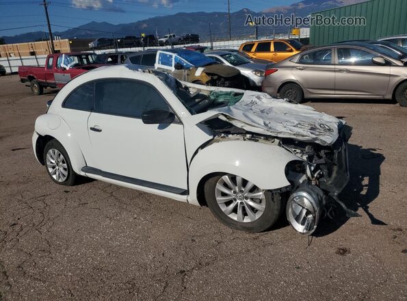 3VWFD7AT9JM716553 2018 VOLKSWAGEN BEETLE White Front right