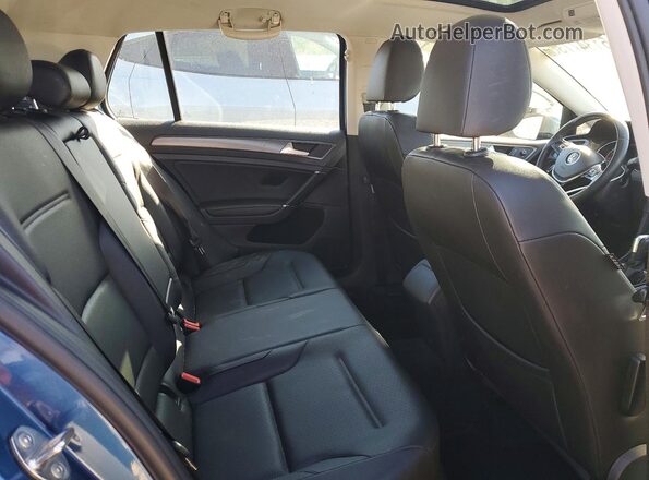 3VWG57AU0MM005502 2021 VOLKSWAGEN GOLF Blue უკანა სავარძლების ხედი