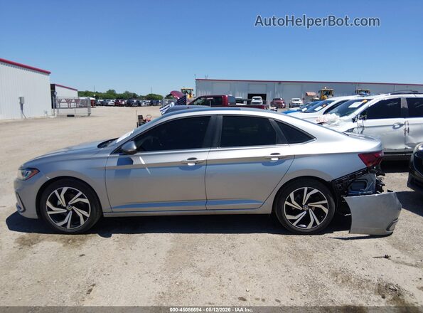 3VWGW7BU2TM022294 2026 VOLKSWAGEN JETTA Silver Սալոնի 360 աստիճան տեսք