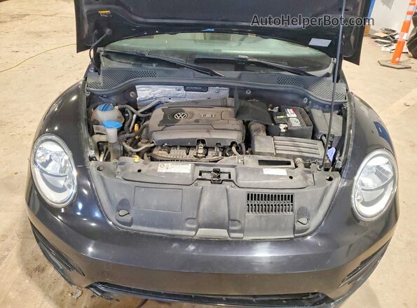 3VWJ17AT7HM604170 2017 VOLKSWAGEN BEETLE Черный Вид задней части салона
