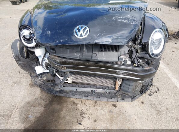 3VWJD7AT3JM714176 2018 VOLKSWAGEN BEETLE Black Widok z przodu