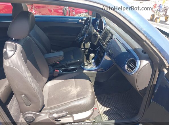 3VWJD7AT5KM706520 2019 VOLKSWAGEN BEETLE Blue 