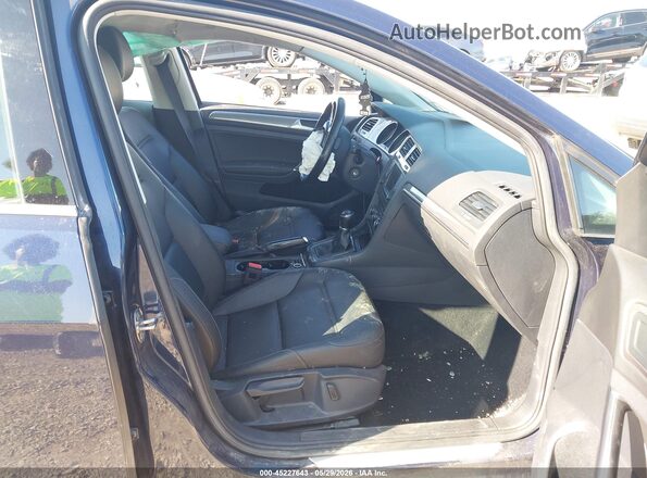 3VWM17AU8HM544809 2017 VOLKSWAGEN GOLF Dark Blue წინა სალონის ხედი
