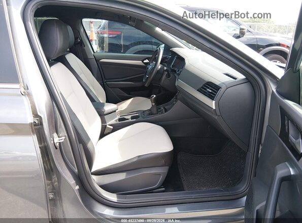 3VWN57BU5MM080122 2021 VOLKSWAGEN JETTA Gray წინა სალონის ხედი