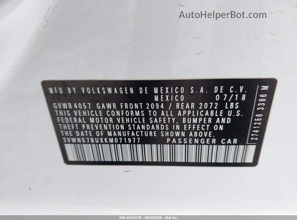 3VWN57BUXKM071977 2019 VOLKSWAGEN JETTA White Widok komory silnika