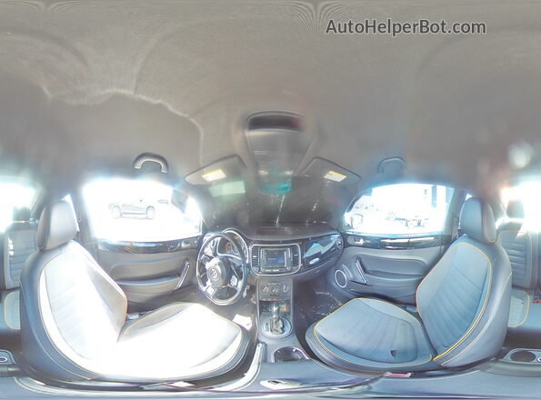 3VWS07AT2GM622100 2016 VOLKSWAGEN BEETLE White 