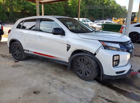 JA4ARUAU2RU020544 2024 MITSUBISHI OUTLANDER White 