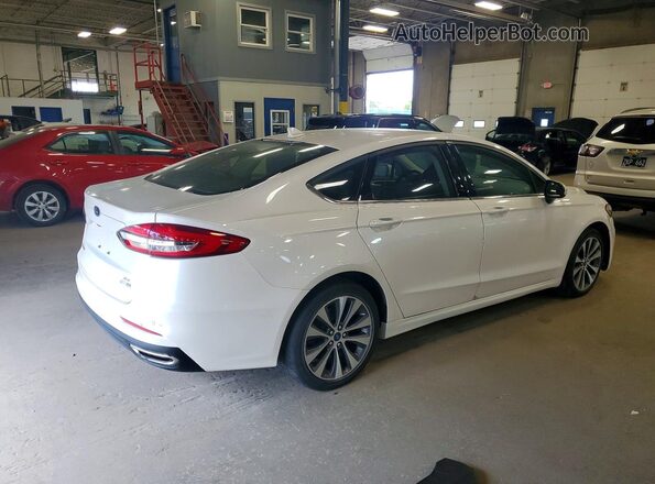3FA6P0T9XLR170537 2020 FORD FUSION Белый Задняя правая четверть