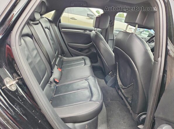WAUAUGFF6J1045871 2018 AUDI A3 Black Widok wnętrza z tyłu