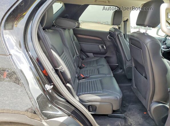 SALRRBBV4HA016105 2017 LAND ROVER DISCOVERY Black Widok komory silnika