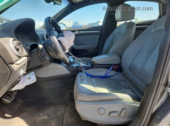 WAUAUGFF3KA065349 2019 AUDI A3 Серебряный Вид панели приборов
