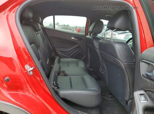 W1NTG4EBXLU040022 2020 MERCEDES-BENZ GLA Red ძრავის განყოფილების ხედი