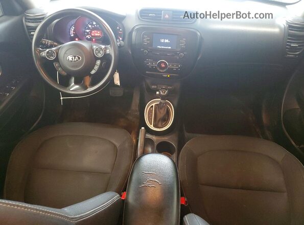 KNDJP3A5XH7878680 2017 KIA SOUL Green 