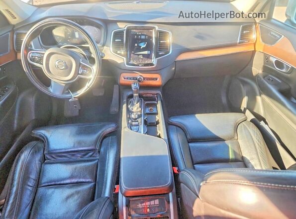 YV4A22PL8J1199706 2018 VOLVO XC90 Silver Սարքավորումների վահանակի տեսք