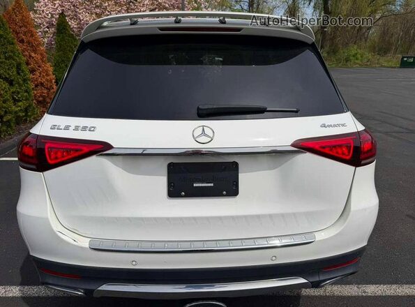 4JGFB4KB9NA717472 2022 MERCEDES-BENZ GLE White Widok wnętrza z przodu