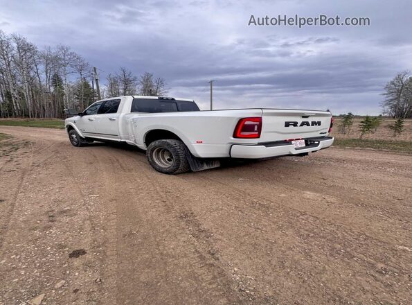3C63RRRL8NG208142 2022 RAM 3500 White Front right
