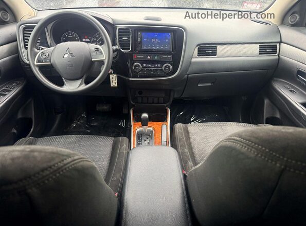 JA4AD2A3XJZ008823 2018 MITSUBISHI OUTLANDER Black Вид щитка приладів