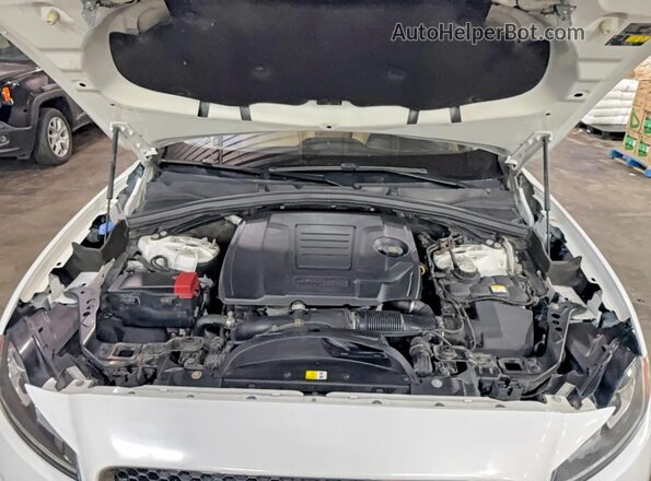 SADCJ2FX5KA364541 2019 JAGUAR F-PACE White Առջևի վահանակի տեսք