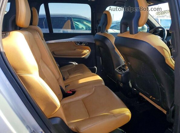 YV4102PK4J1347394 2018 VOLVO XC90 Silver Вид підкапотного простору
