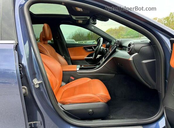 W1KAF4GB0RR170763 2024 MERCEDES-BENZ C Blue Widok wnętrza z przodu