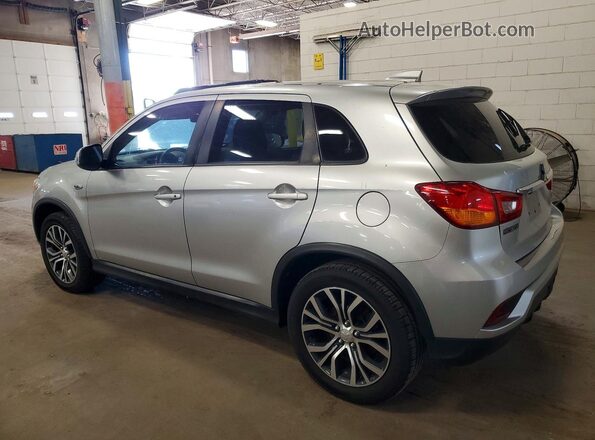 JA4AP3AU1JU002489 2018 MITSUBISHI OUTLANDER Silver 