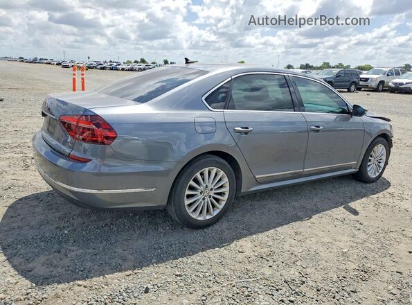 1VWBT7A31HC002087 2017 VOLKSWAGEN PASSAT Gray Przód prawy