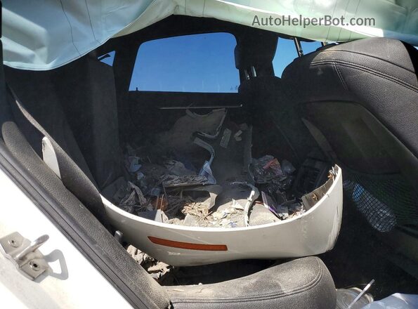 WBA4J1C03LCD76047 2020 BMW 4 SERIES White Engine compartment view
