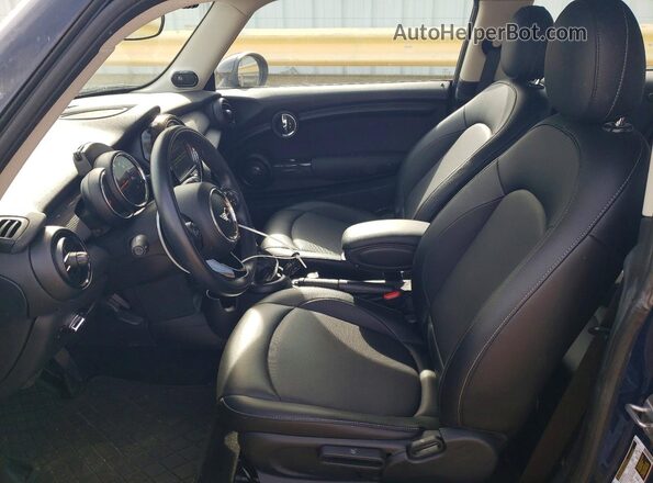WMWXP5C58J2G64096 2018 MINI COOPER Blue 