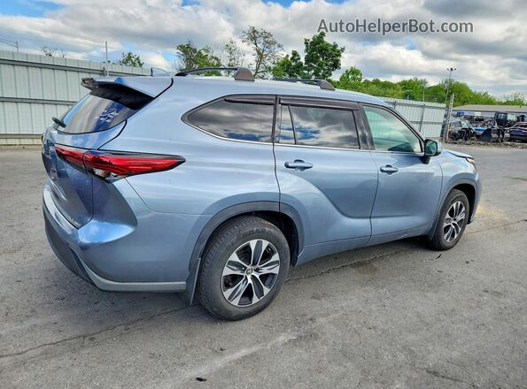 5TDGZRBH9MS072524 2021 TOYOTA HIGHLANDER Blue 