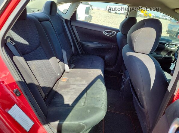 3N1AB7AP1KL610212 2019 NISSAN SENTRA Red Widok wnętrza z tyłu