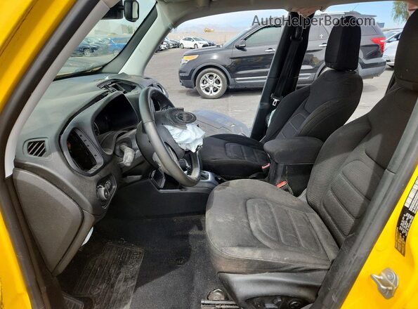 ZACCJABB3JPH84216 2018 JEEP RENEGADE Yellow Vista del salpicadero