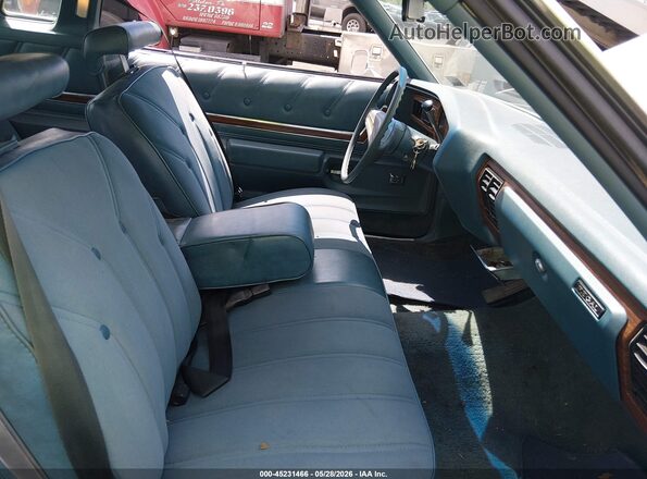 4J57H68114720     1976 BUICK REGAL Белый Вид салона спереди
