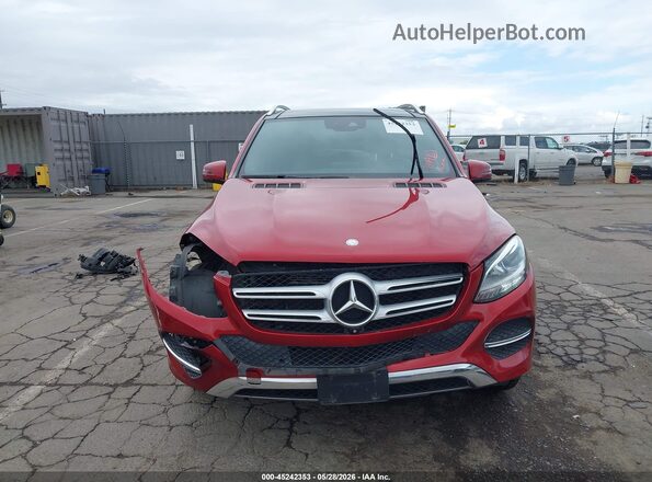 4JGDA5HB0HA918883 2017 MERCEDES-BENZ GLE 350 Red Rear interior view