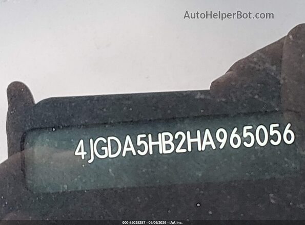 4JGDA5HB2HA965056 2017 MERCEDES-BENZ GLE 350 Black ძრავის განყოფილების ხედი