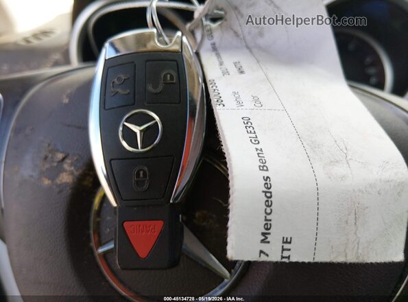 4JGDA5HB4HA946167 2017 MERCEDES-BENZ GLE 350 White Вид панелі приладів