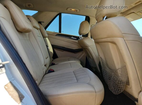 4JGDA5JB1GA782563 2016 MERCEDES-BENZ GLE White Սալոնի հետևի տեսք