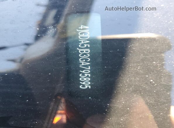 4JGDA5JB3GA795895 2016 MERCEDES-BENZ GLE Silver სალონის 360-გრადუსიანი ხედი