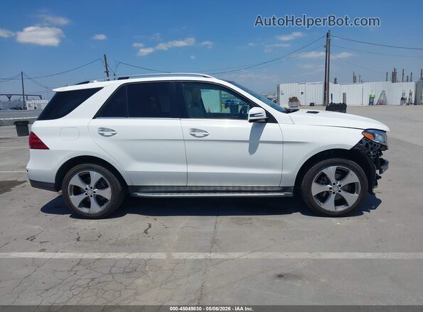 4JGDA5JB3HA840660 2017 MERCEDES-BENZ GLE 350 White Սալոնի 360 աստիճան տեսք