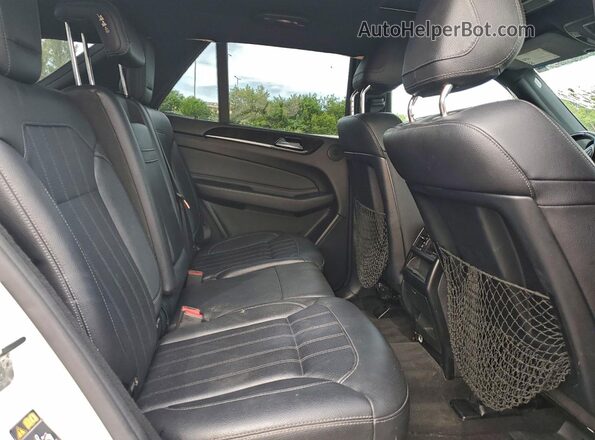 4JGDA5JB4GA744843 2016 MERCEDES-BENZ GLE White Widok wnętrza z tyłu