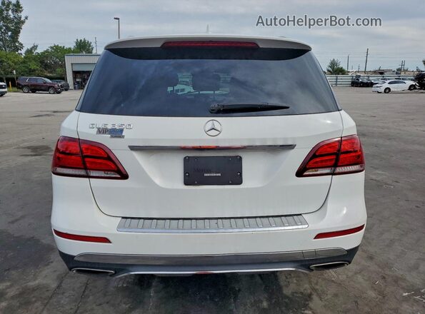 4JGDA5JB4GA744843 2016 MERCEDES-BENZ GLE White Widok z tyłu