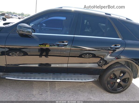 4JGDA5JB6HA881607 2017 MERCEDES-BENZ GLE 350 Black Սալոնի 360 աստիճան տեսք