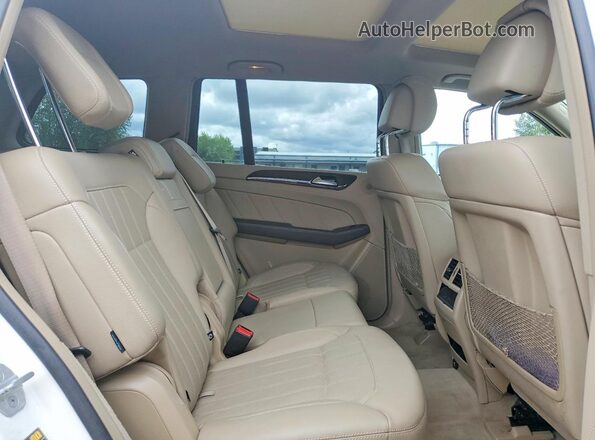 4JGDF6EE2GA642310 2016 MERCEDES-BENZ GL-CLASS White Vista interior trasera