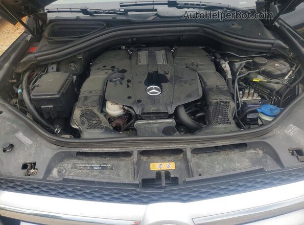 4JGDF6EE2GA647944 2016 MERCEDES-BENZ GL-CLASS Black Rear interior view