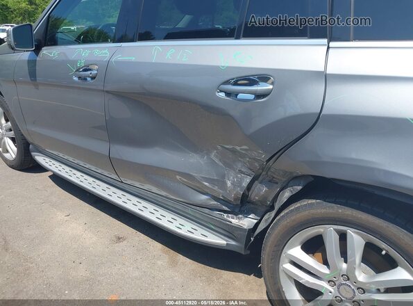 4JGDF6EE3HA740232 2017 MERCEDES-BENZ GLS 450 Серебряный Вид спереди