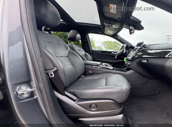 4JGDF6EE4KB231672 2019 MERCEDES-BENZ GLS 450 Gray Widok wnętrza z przodu