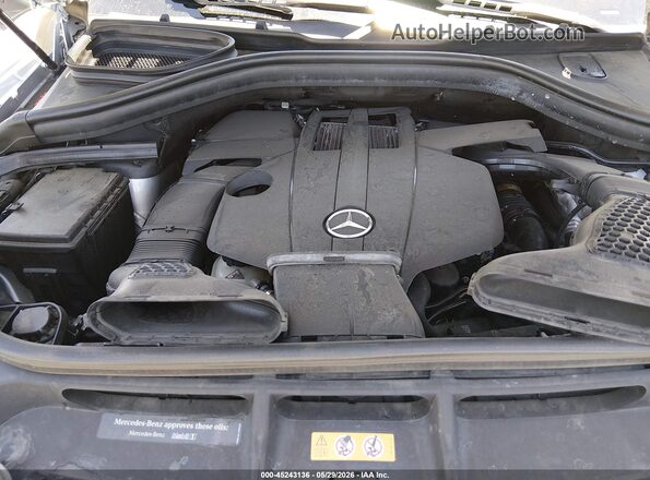 4JGDF6EE5HA869640 2017 MERCEDES-BENZ GLS 450 Silver Widok z tyłu