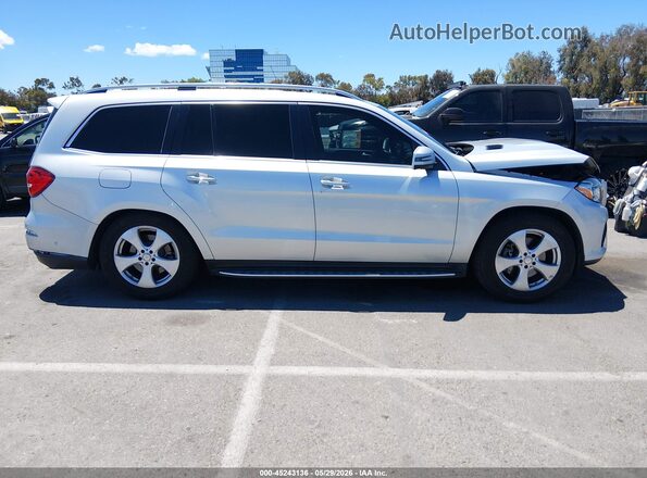 4JGDF6EE5HA869640 2017 MERCEDES-BENZ GLS 450 Silver Widok wnętrza z tyłu