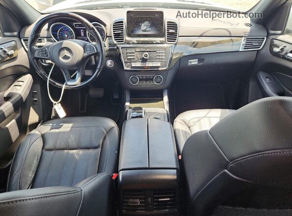 4JGDF6EE6JB119356 2018 MERCEDES-BENZ GLS Silver Vista de los asientos traseros