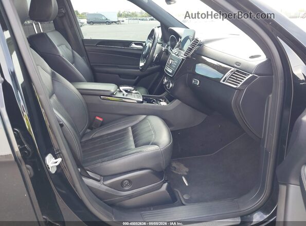 4JGDF6EE7HA818012 2017 MERCEDES-BENZ GLS 450 Black Widok wnętrza z przodu
