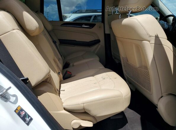 4JGDF6EE8HA861645 2017 MERCEDES-BENZ GLS Белый Вид задней части салона